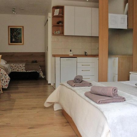 Studio Laura-Spacious Studio On The Main Beach Makarska Eksteriør bilde